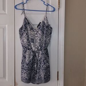 One Clothing blue white summer short romper Sz M